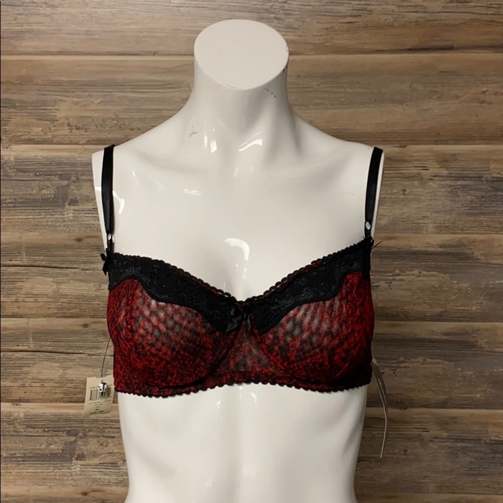 Switchblade Stiletto Lace Bra NWT G12